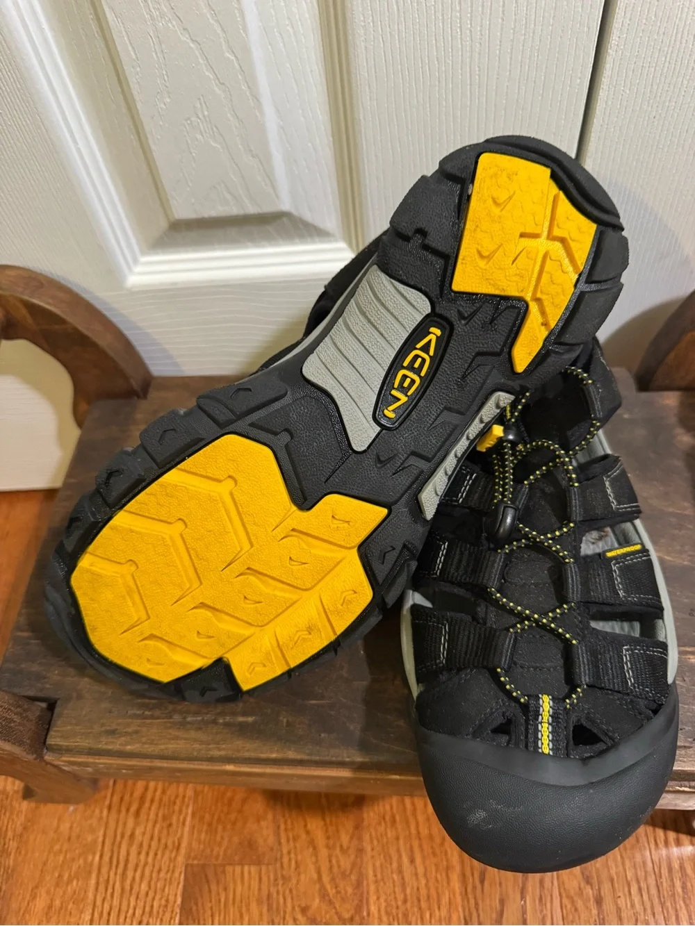 Keen Newport H2 Sandal waterproof hiking outdoors. Size 11 Men’s